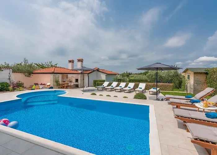 Villa Luxury Lavanda With Pool And Sauna