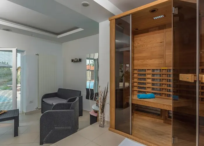 Vila Luxury Lavanda With Pool And Sauna Kanfanar