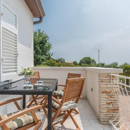 Villa Luxury Lavanda With Pool And Sauna *