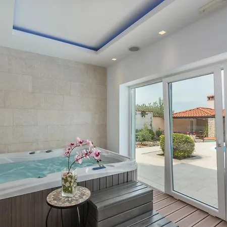Luxury Lavanda With Pool And Sauna Kanfanar