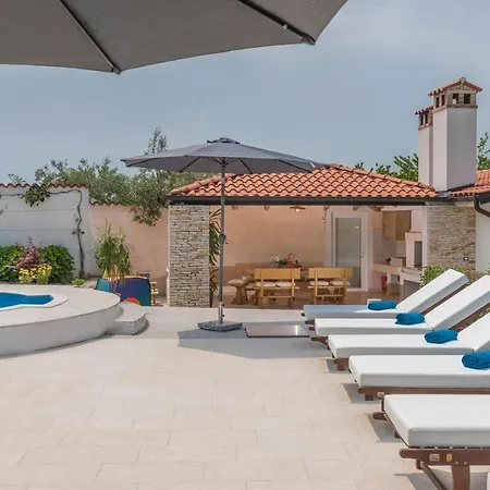 Luxury Lavanda With Pool And Sauna Villa Kanfanar